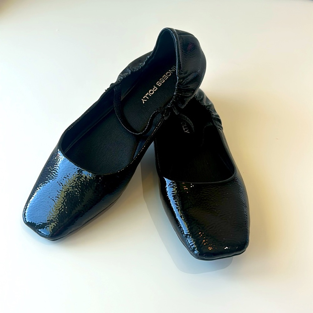 Black Ballet Flats